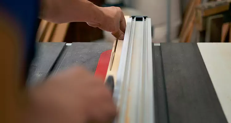 Bifold Door Seal Repair in Palm Harbor, FL