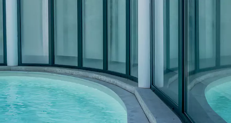 Repair Polyester Screen for Pool Enclosure in Palm Harbor, FL