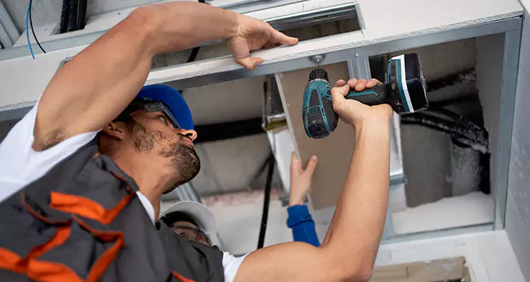 Emergency Overhead Door Repair in Palm Harbor, FL