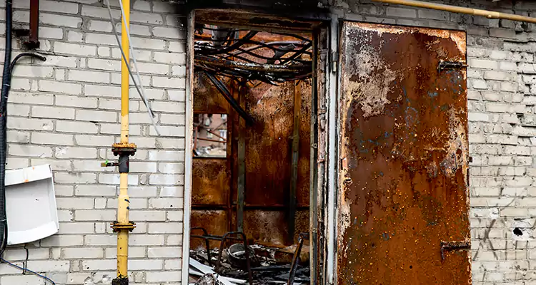 Metal Door Rust Repair in Palm Harbor, FL