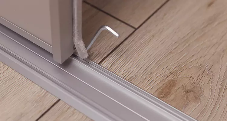 Squeaky Sliding Door Repair in Palm Harbor, FL